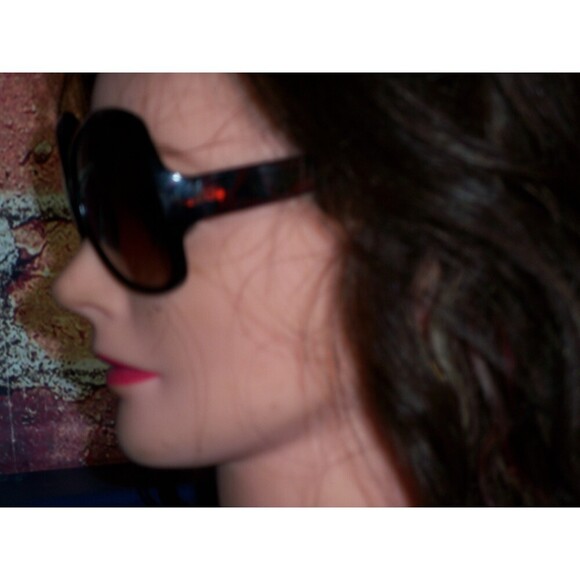 3 Pair of Tortoise shell over-sized Sunglasses - Picture 1 of 9